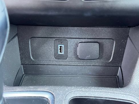 Used 2019 Ford Escape SE AWD/4WD image 22