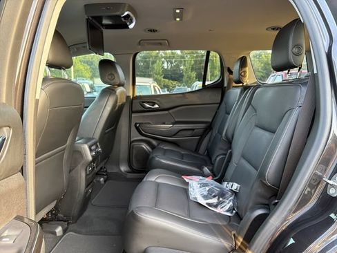 Used 2018 GMC Acadia SLT FWD image 19