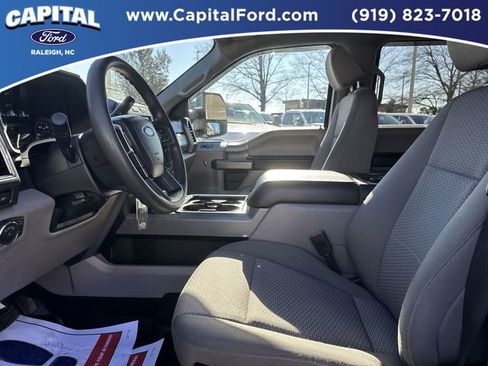 Used 2021 Ford F250 XLT w/ XLT Premium Package image 17