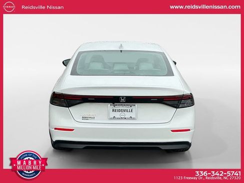 Used 2024 Honda Accord EX image 5