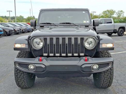Used 2023 Jeep Wrangler Unlimited Rubicon image 2