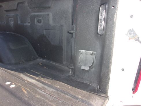 Used 2024 Chevrolet Silverado 2500 LT AWD/4WD image 18