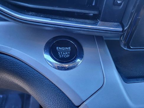 Certified 2023 Ford Explorer XLT w/ Equipment Group 202A image 25