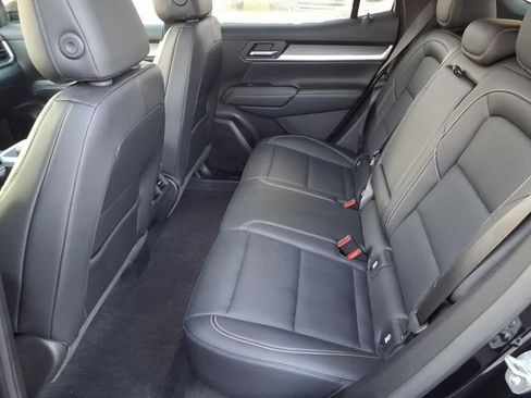 Used 2025 GMC Terrain Elevation w/ Elevation Premium Package AWD/4WD image 7