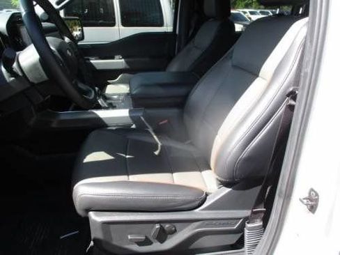 Used 2025 Ford F150 Lariat w/ Equipment Group 501A Mid image 9