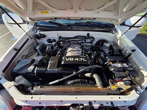 Used 2001 Toyota Sequoia SR5 image 31