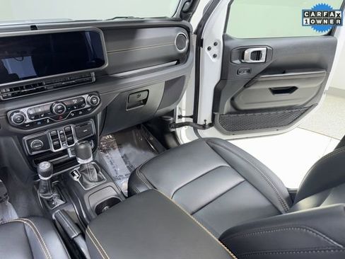 Used 2024 Jeep Wrangler Unlimited Sahara w/ Technology Group image 24