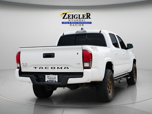 Used 2023 Toyota Tacoma SR AWD/4WD image 7