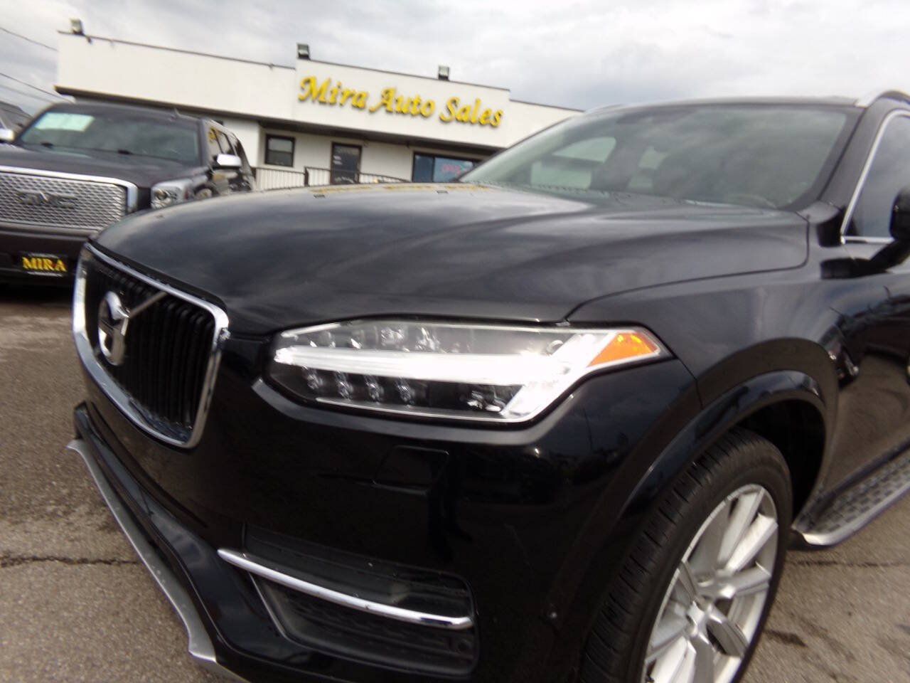 Used 2016 Volvo XC90 T6 Momentum w/ Momentum Plus Package AWD/4WD image 62