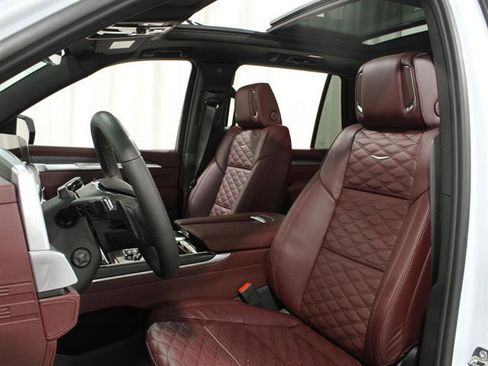 New 2026 Cadillac Escalade Sport w/ Touring Package image 5