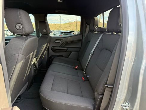 New 2026 GMC Canyon Elevation w/ Convenience Package image 16