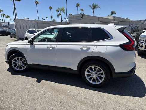 Used 2025 Honda CR-V EX image 8