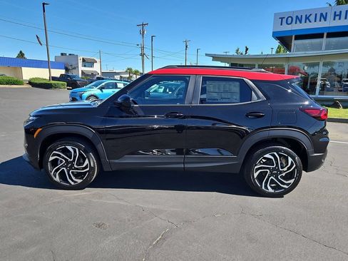 New 2026 Chevrolet TrailBlazer RS w/ Convenience Package AWD/4WD image 3