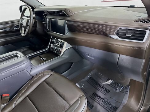 Used 2021 GMC Yukon Denali image 36
