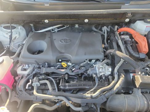 Certified 2023 Toyota RAV4 LE AWD/4WD image 36