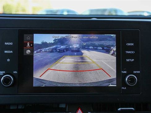 Used 2023 Kia Sportage LX image 22