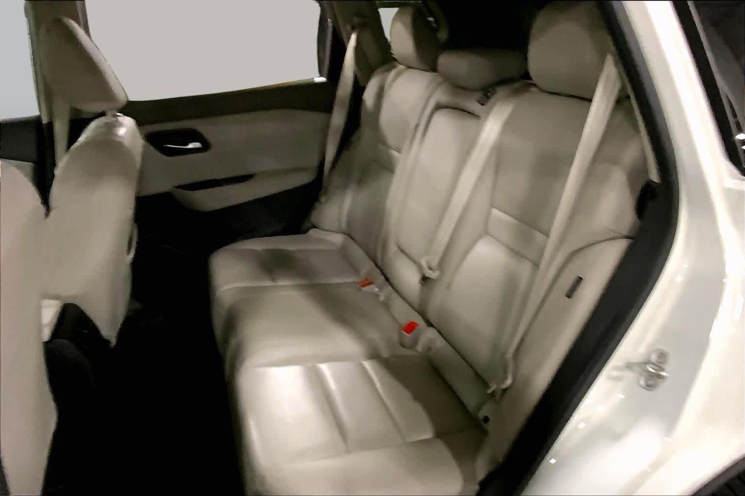 Used 2023 Nissan Rogue SL AWD/4WD image 21