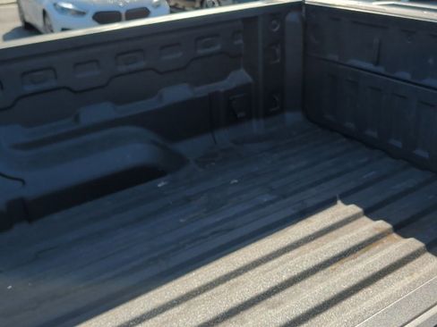 Used 2023 GMC Canyon Denali image 11