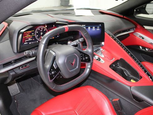 Used 2021 Chevrolet Corvette Stingray Preferred Conv w/ Z51 Performance Package RWD image 16