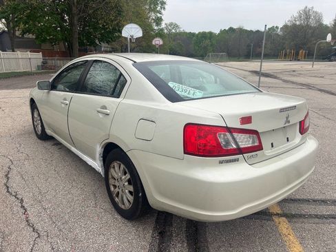 Used 2009 Mitsubishi Galant ES image 8