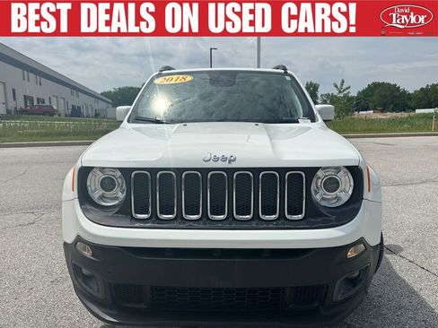 Used 2018 Jeep Renegade Latitude w/ Safety & Security Group FWD image 9