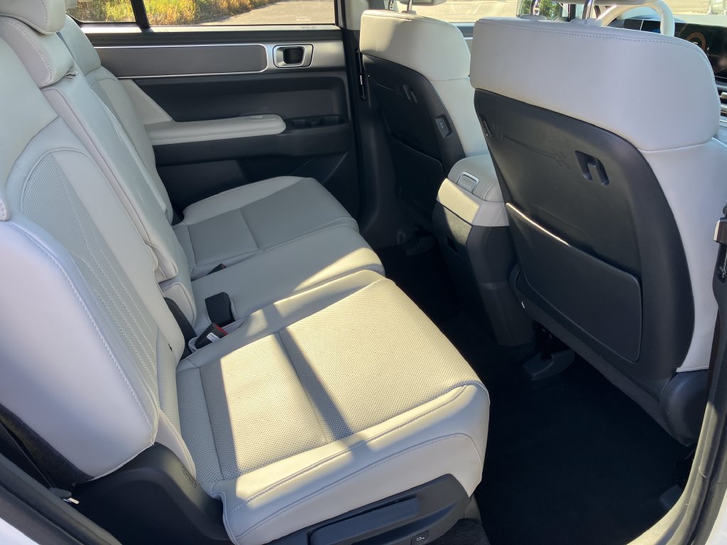 Used 2026 Hyundai Santa Fe SEL AWD/4WD image 21