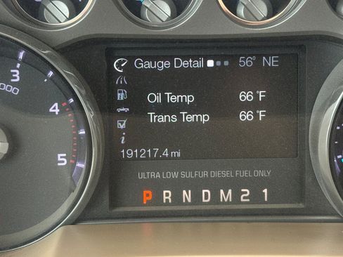 Used 2014 Ford F250 XLT w/ XLT Premium Package RWD image 23