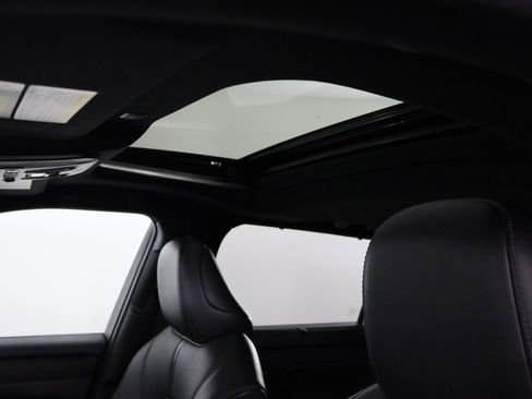 Used 2021 Toyota Highlander XSE image 26