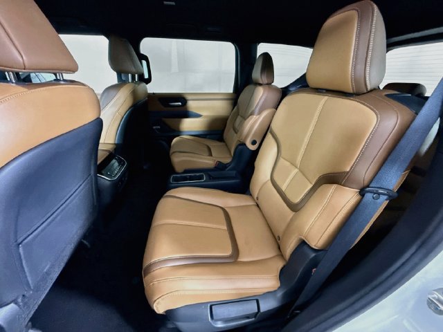 Used 2025 Nissan Armada SL w/ Captain's Chari Seat Package AWD/4WD image 24