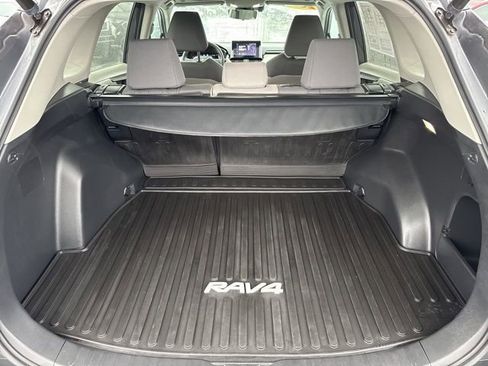 Used 2023 Toyota RAV4 XLE image 21