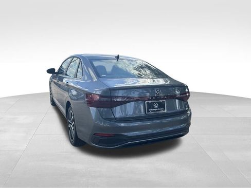 New 2026 Volkswagen Jetta SE image 6