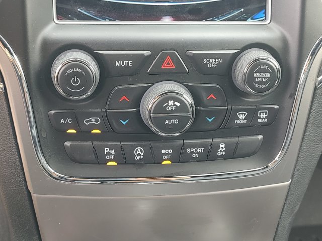 Used 2018 Jeep Grand Cherokee Overland AWD/4WD image 16
