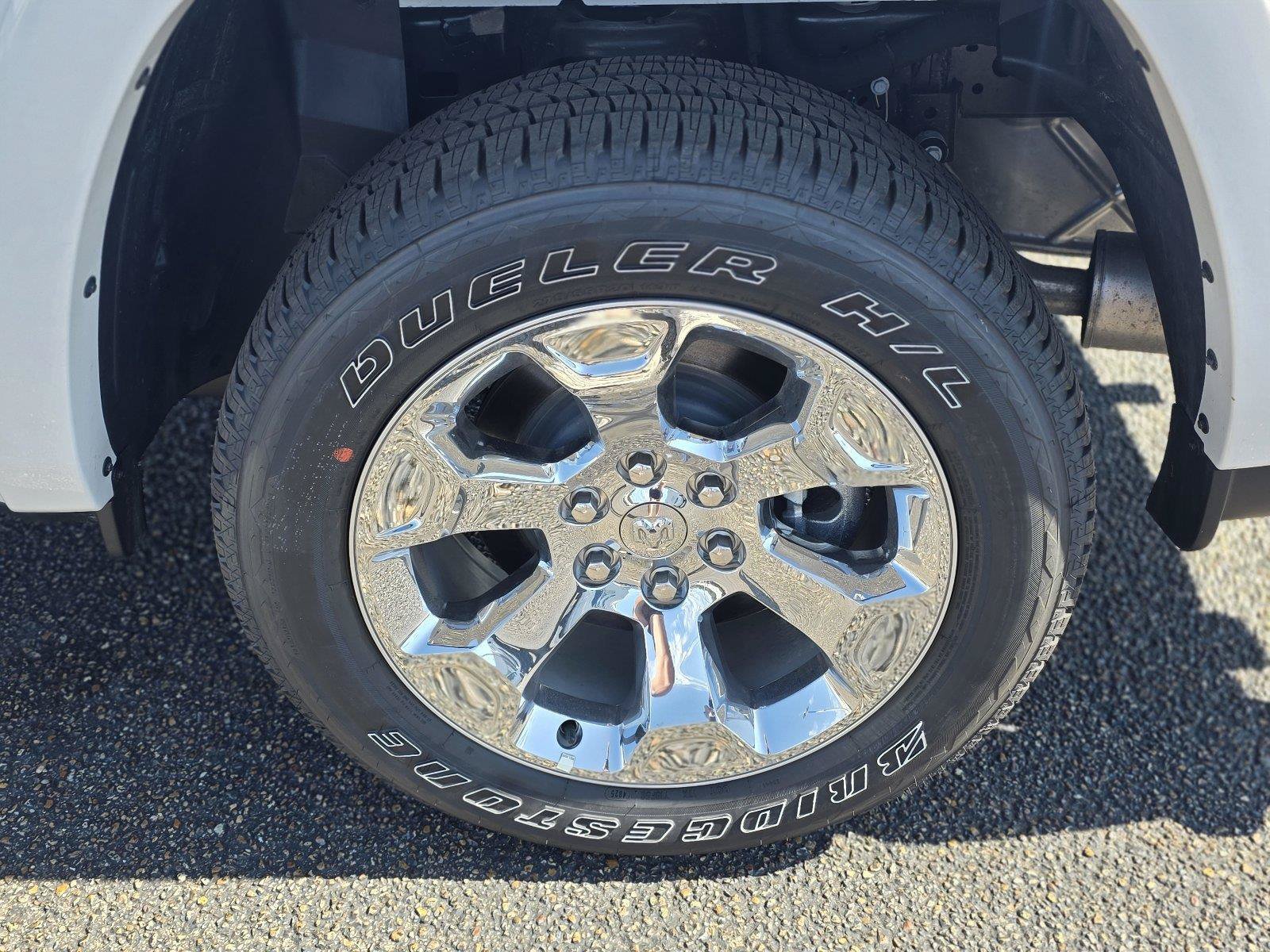 New 2027 RAM 3500 Big Horn AWD/4WD image 28