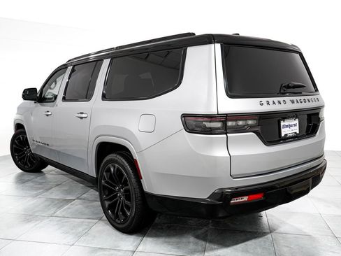 Used 2024 Jeep Grand Wagoneer L Series II w/ Quick Order Packagew 28T AWD/4WD image 5
