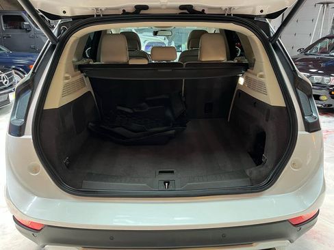 Used 2019 Lincoln MKC Select w/ Select Plus Package AWD/4WD image 36