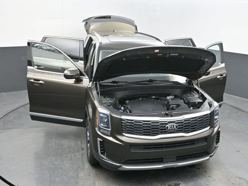 Used 2021 Kia Telluride EX image 38