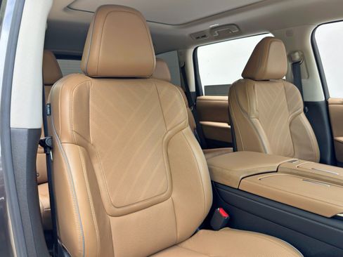 Used 2025 INFINITI QX80 Luxe AWD/4WD image 36