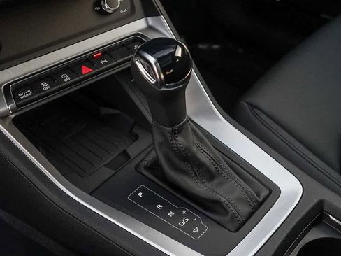 New 2025 Audi Q3 2.0T Premium image 22