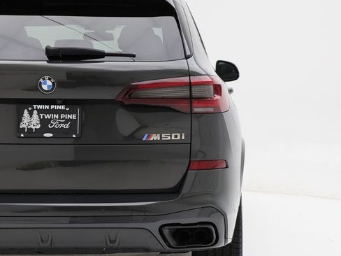 Used 2022 BMW X5 M50i w/ Executive Package image 10