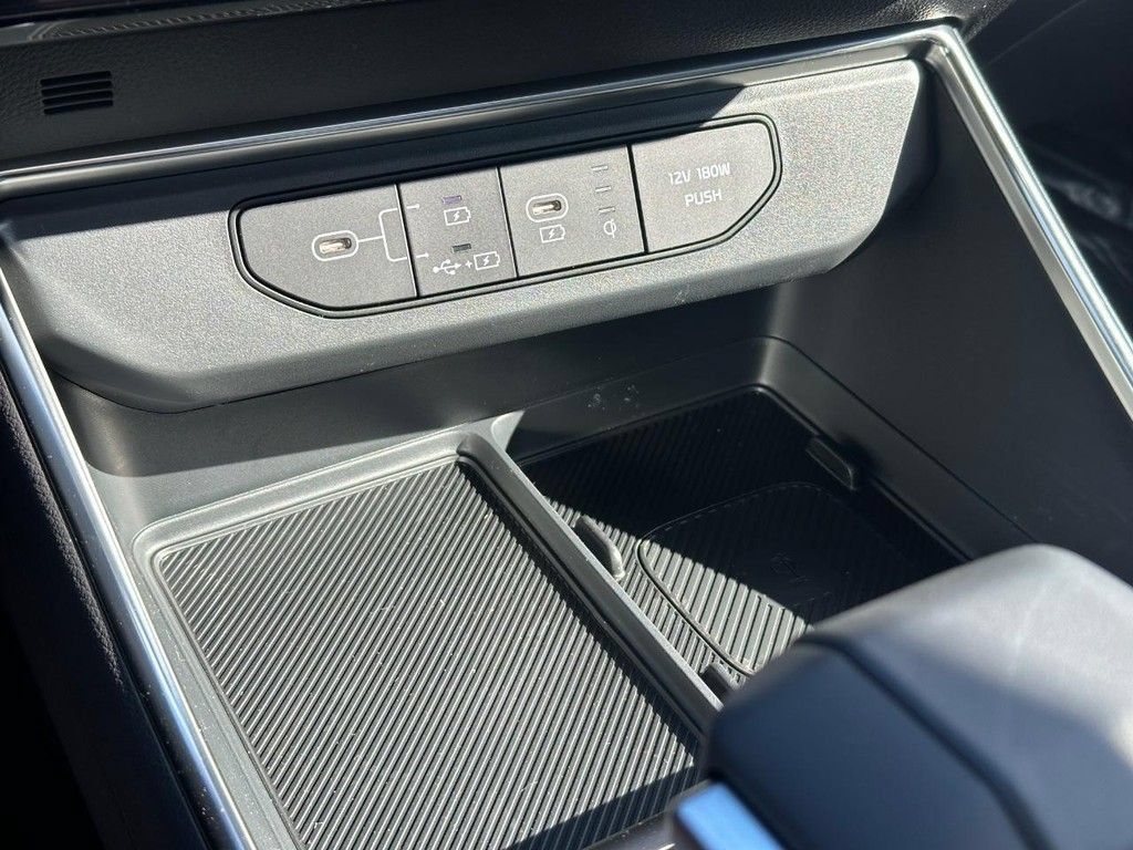New 2026 Kia Carnival SX Prestige FWD image 20