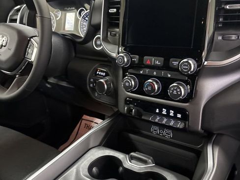 New 2026 RAM 1500 4x4 Crew Cab image 22