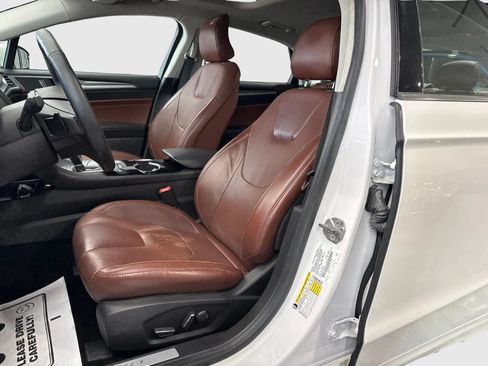 Used 2016 Ford Fusion Titanium w/ Terracotta Package FWD image 9