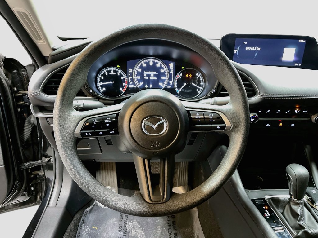 Used 2024 MAZDA MAZDA3 s FWD image 11