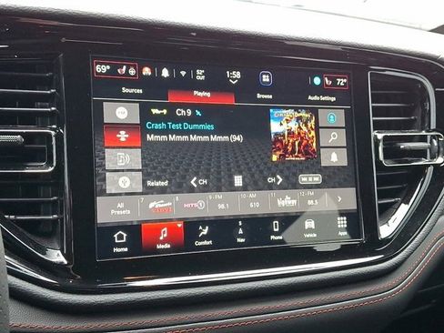 Certified 2025 Dodge Durango GT image 22