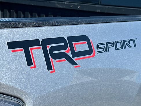 Used 2021 Toyota Tacoma TRD Sport w/ Technology Package RWD image 31