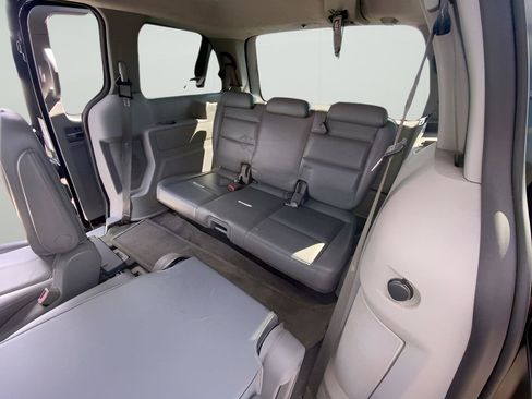 Used 2004 Ford Freestar Limited FWD image 26