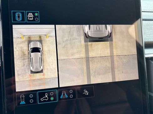 New 2026 GMC Acadia Denali Ultimate w/ LPO, Floor Liner Package FWD image 27