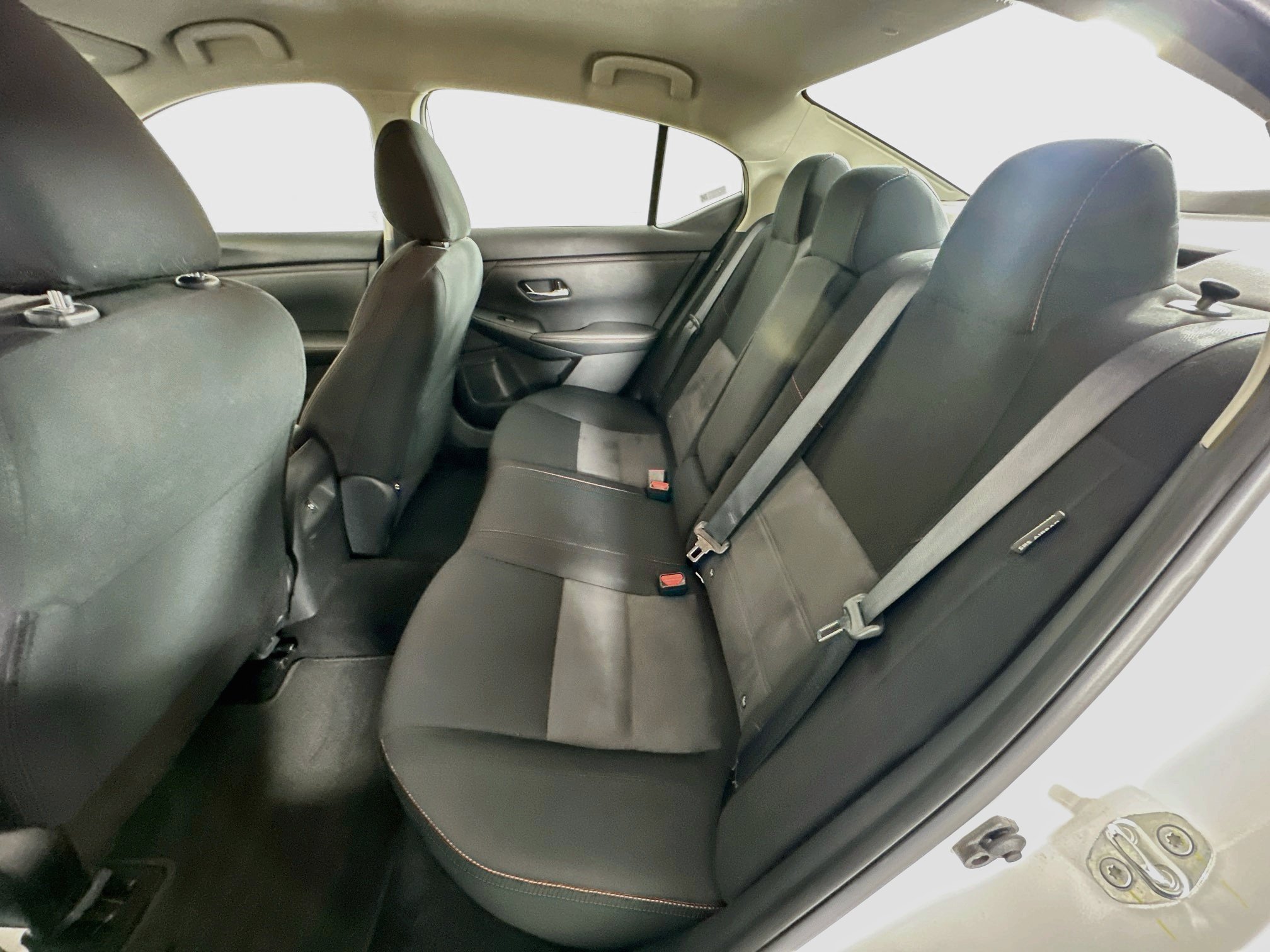 Used 2025 Nissan Sentra SR FWD image 26