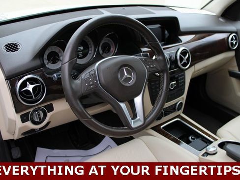 Used 2015 Mercedes-Benz GLK 350 4MATIC image 13