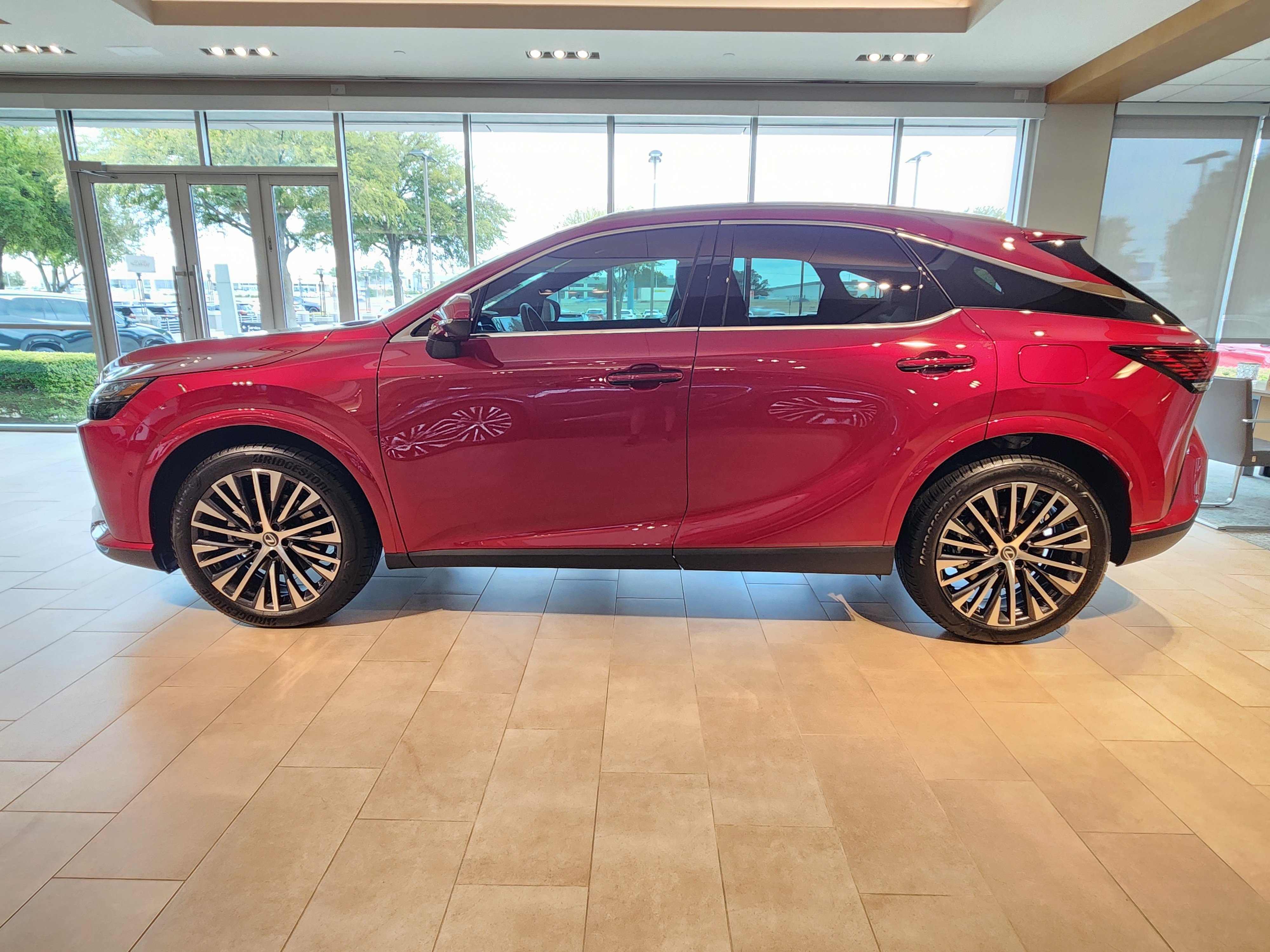 New 2026 Lexus RX 350 w/ Convenience Package AWD/4WD image 3